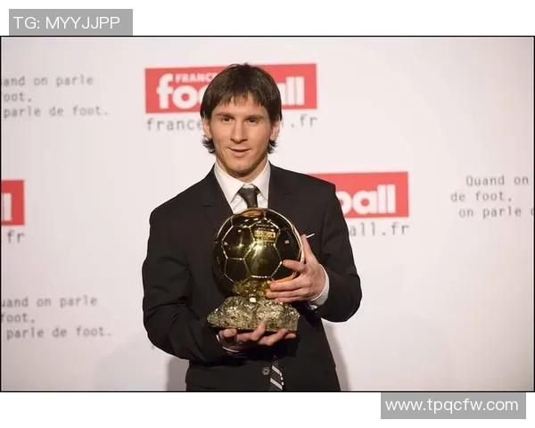 11号足球明星中场的传奇之路与辉煌成就解析