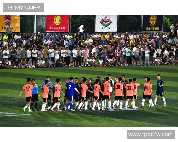 足球明星巴拉古的传奇之路与他对足球的无限热爱与奉献