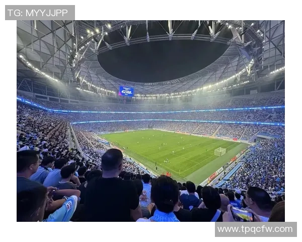 足球明星炫舞瞬间大揭秘精彩花絮视频带你领略不一样的球场魅力 足球明星炫舞瞬间大揭秘精彩花絮视频带你领略不一样的球场魅力